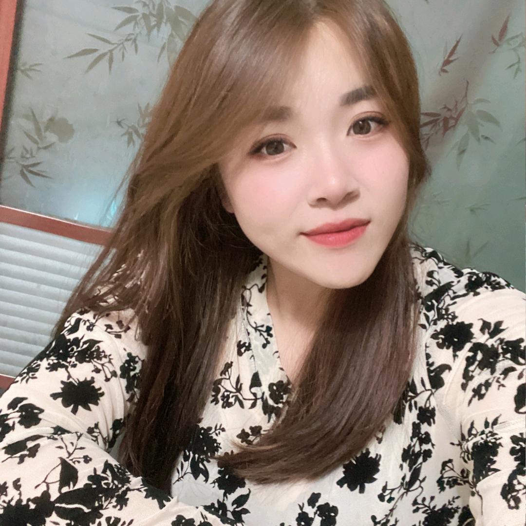 ☆ོꦿ尐莹莹💕