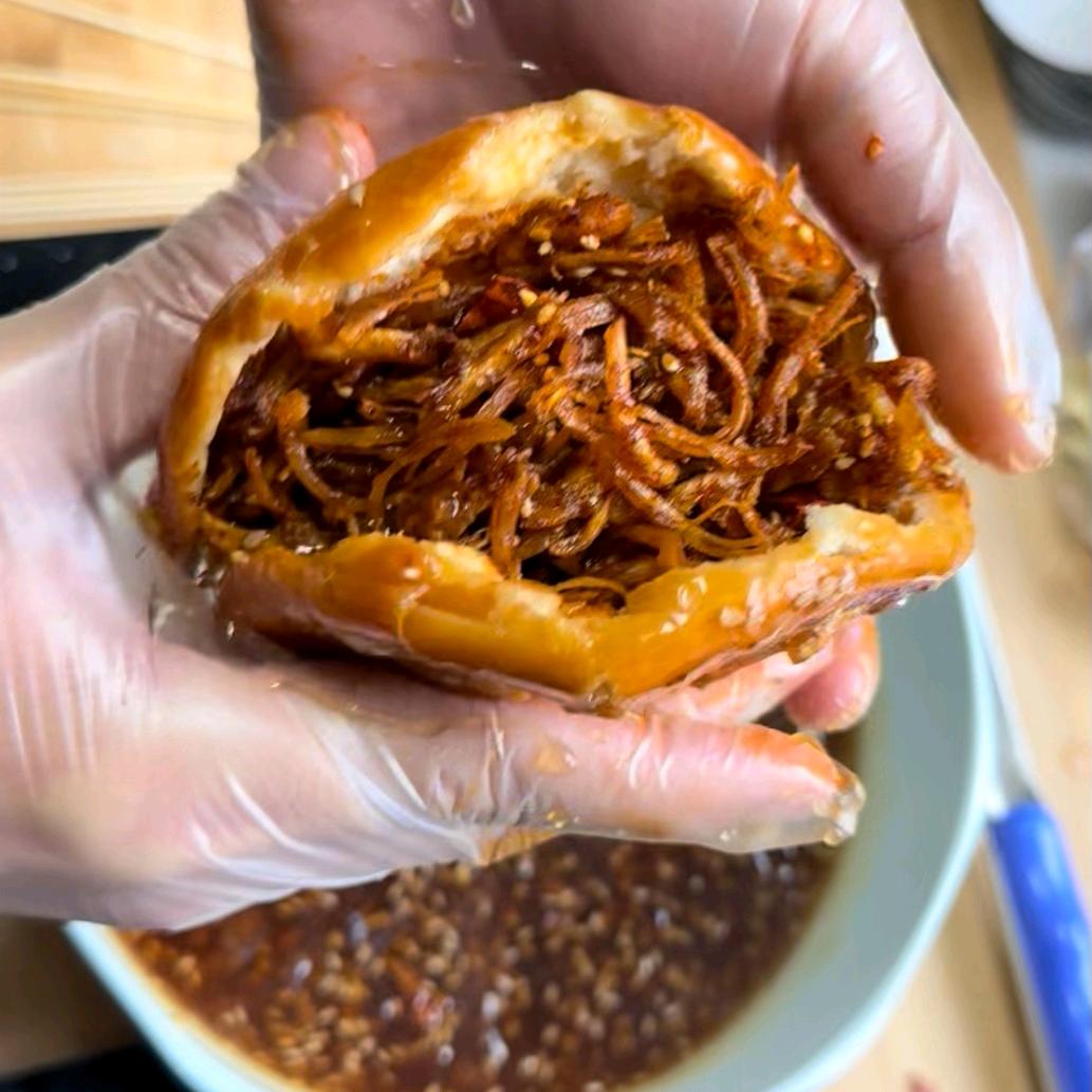 林州首家糖醋鸡丝饼来喽