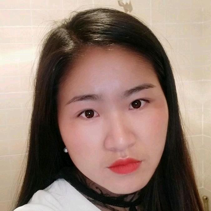 孤芳自赏秦佳玉