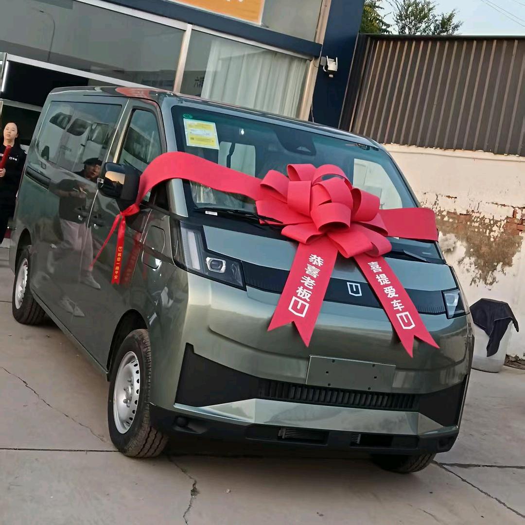 开吉利远程V7E满达跑