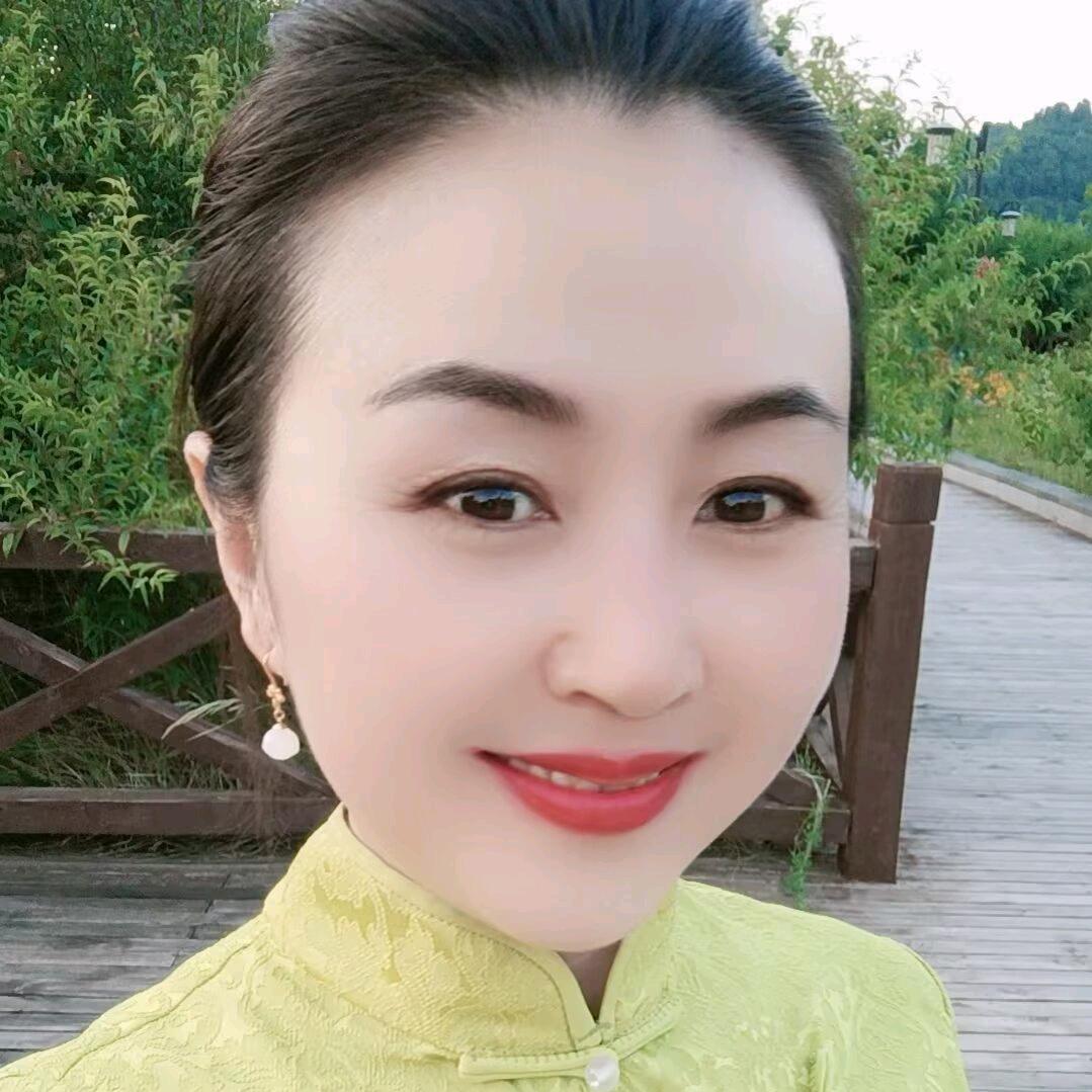 旬邑县城关镇杨敏靓装服装店