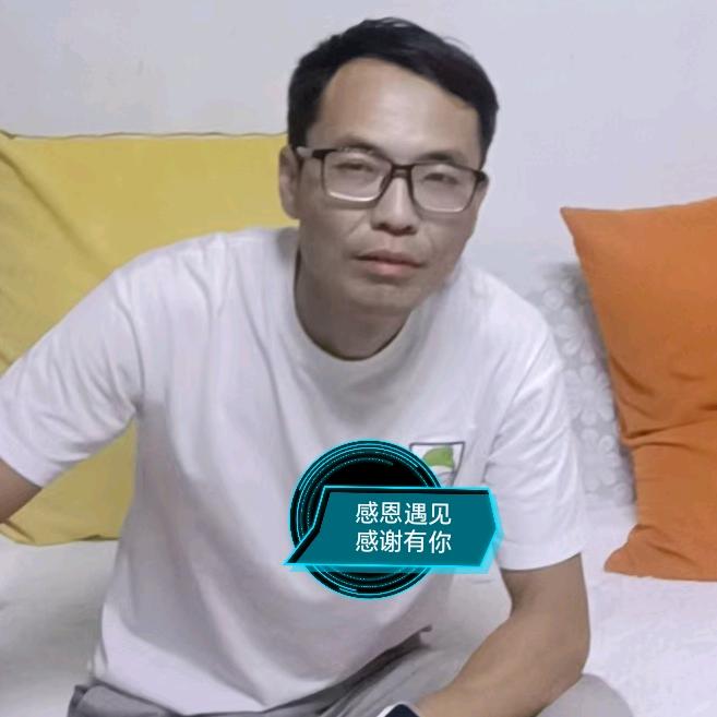 眼镜哥