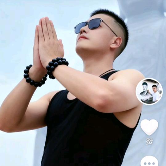 杨健成