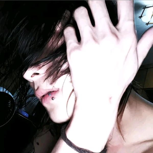 yv🌈（天津接妆）