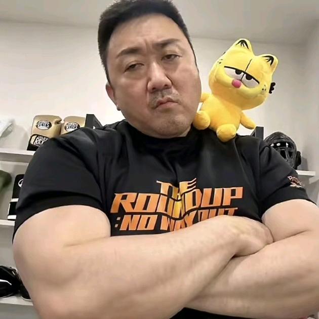 比奇堡的一拳超人