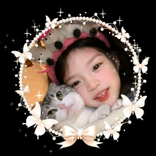 🦋ℒᎭ墨✨闻🍀荷🧚‍♀️香🦋᭄