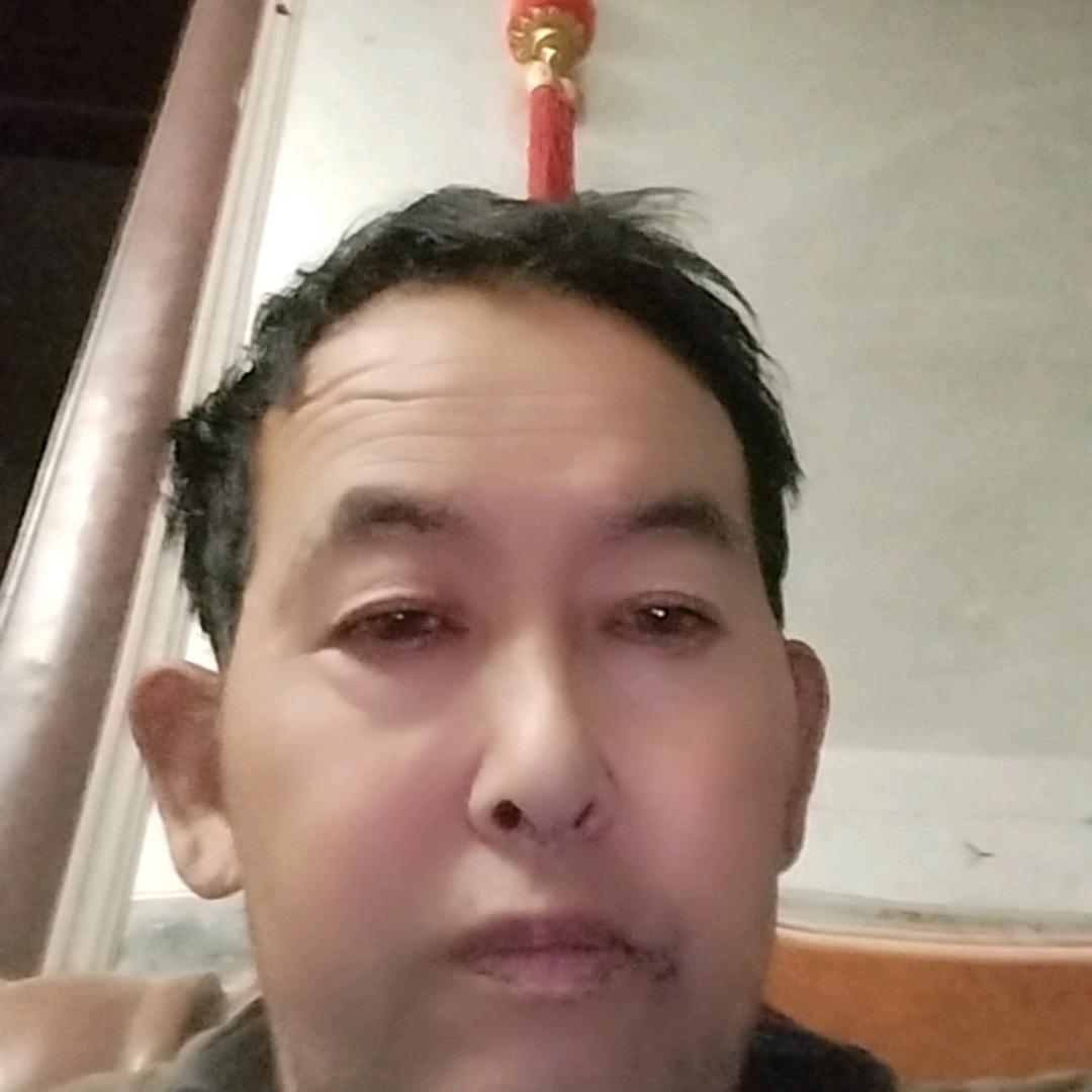 戏曲爱好者名叫吴建举