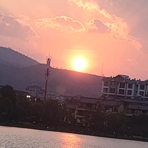 龙哥~  🐂🍺💥((🔥⥎🔥))