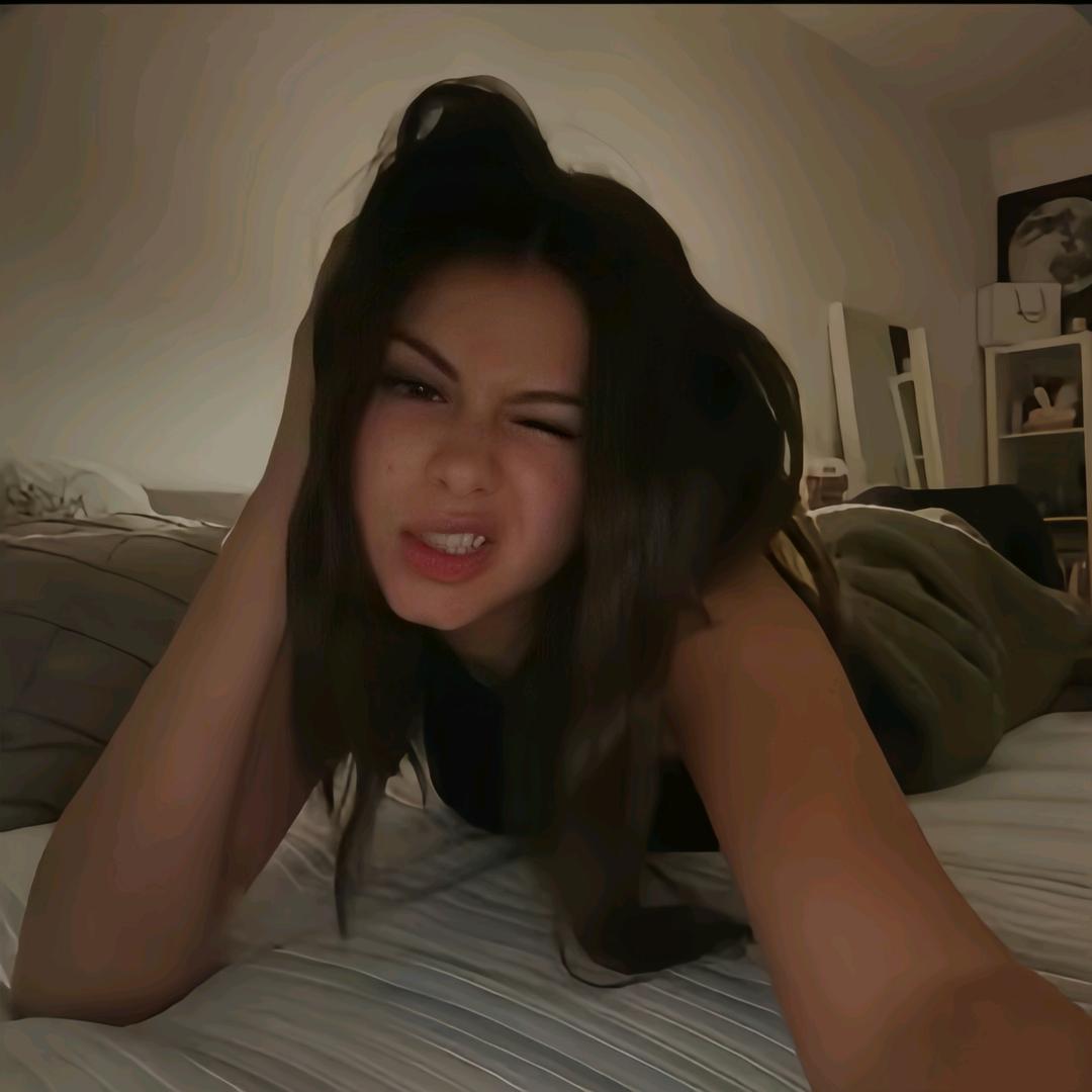小小妮