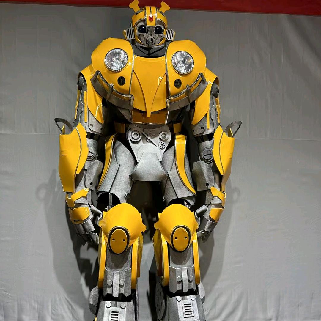 山沟沟里的@小杨