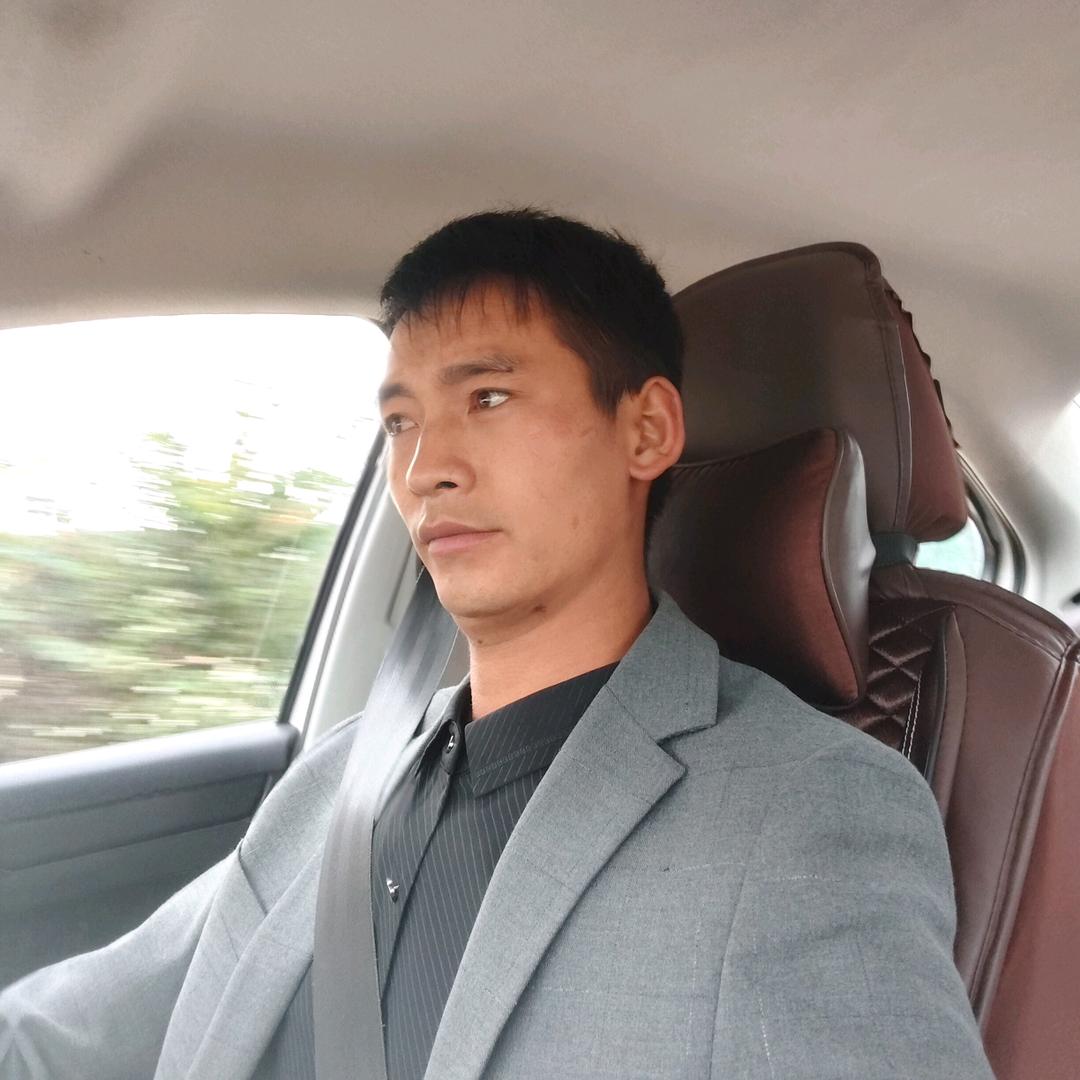 专业吊架粉外墙