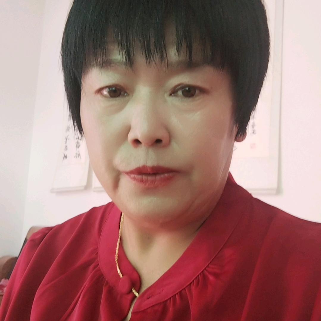 做个坚强的女人💐💐🥀
