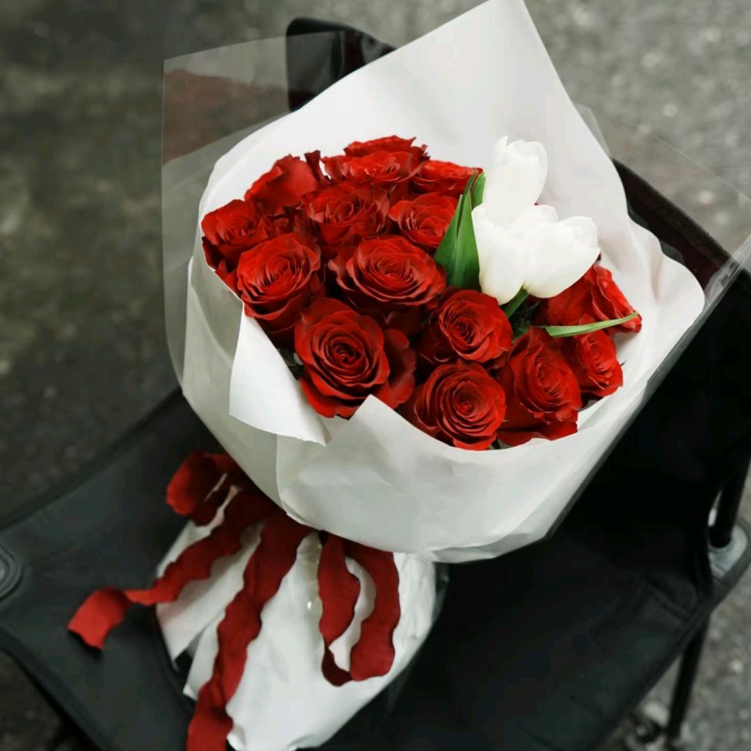 L四✨夕【花艺】