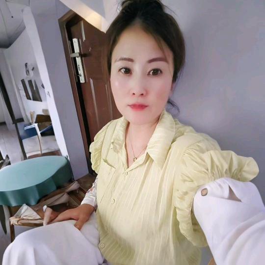 微笑@唇釉🌺🌺💐💐