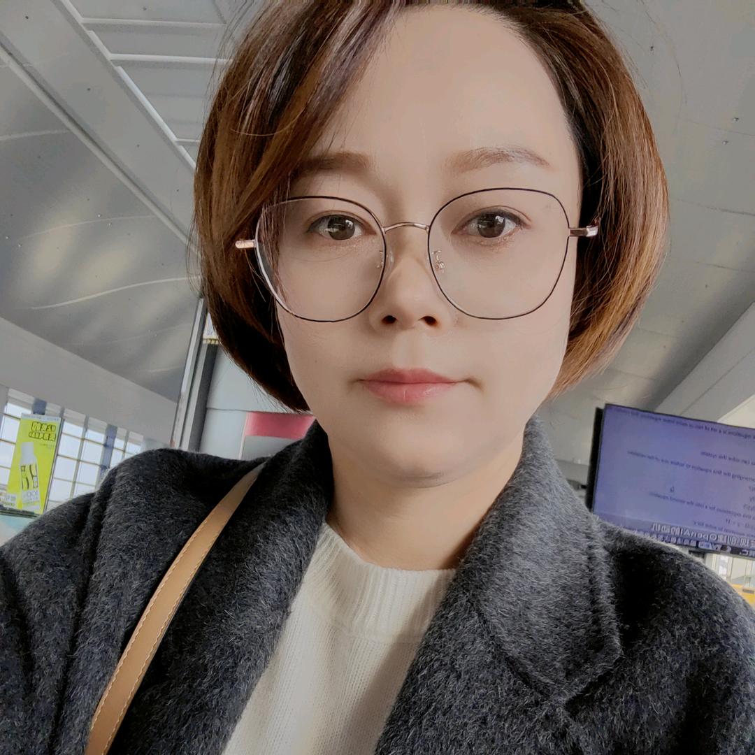 扬中VV女装-琳姐