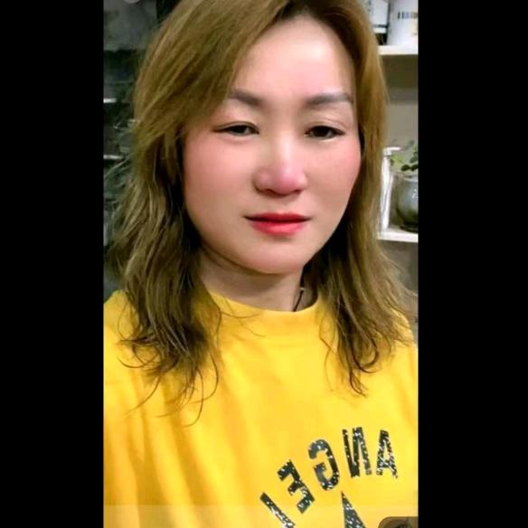 芳芳姐4（开播号在主页）晚上9.40