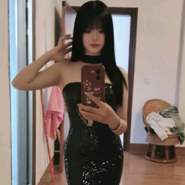 杨橙香。