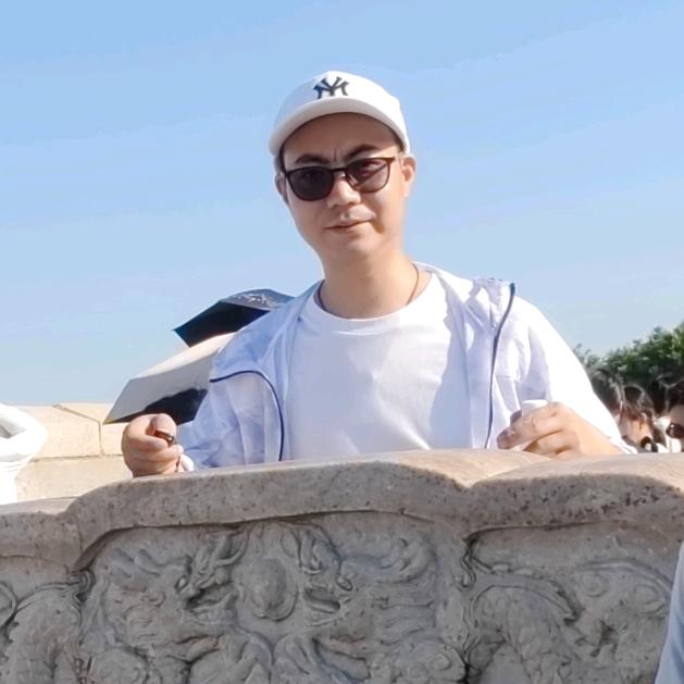 阿乐伴月行