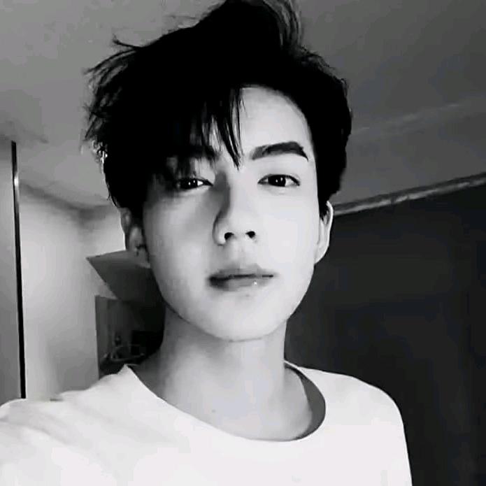 丑穷矮
