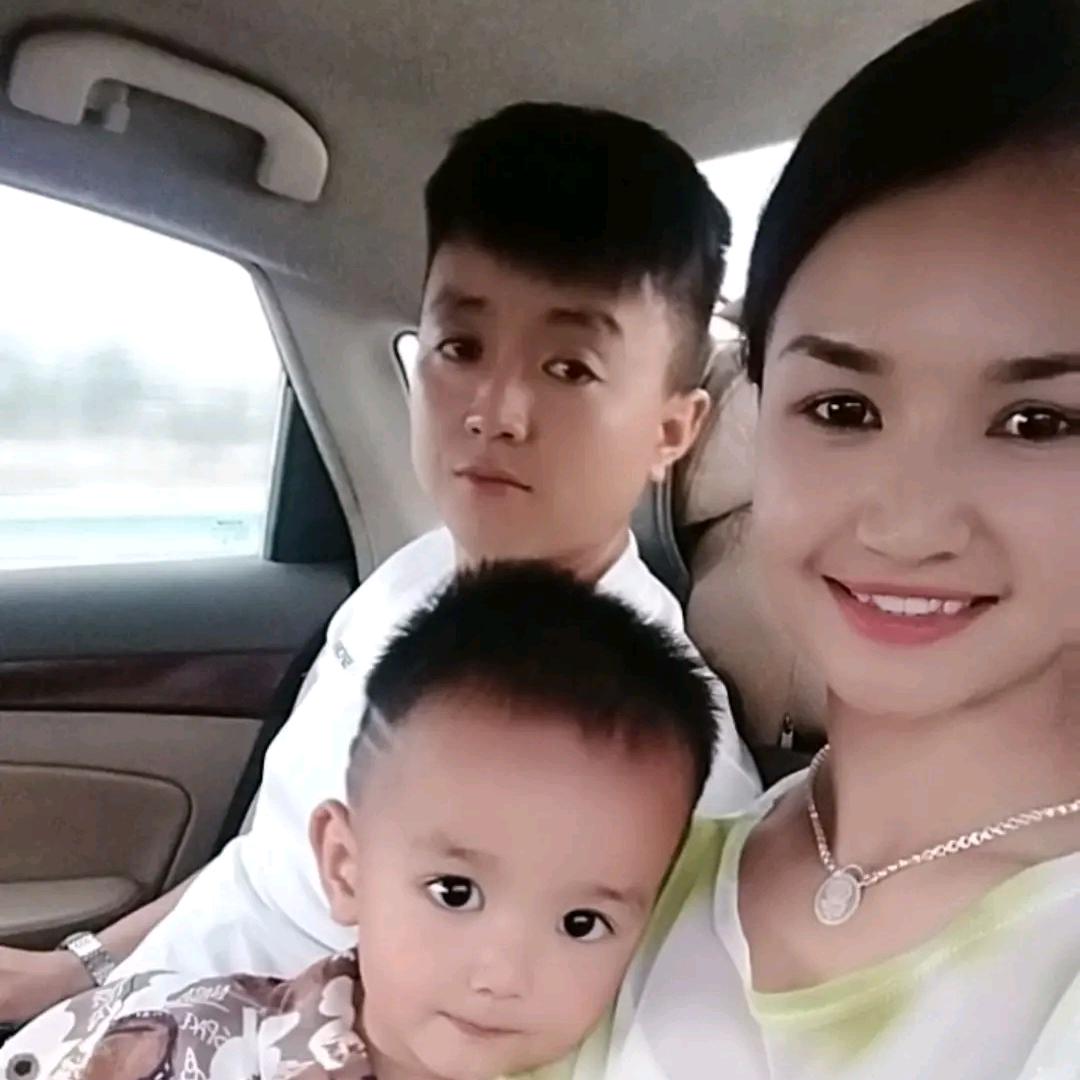 维汉夫妻正在努力中