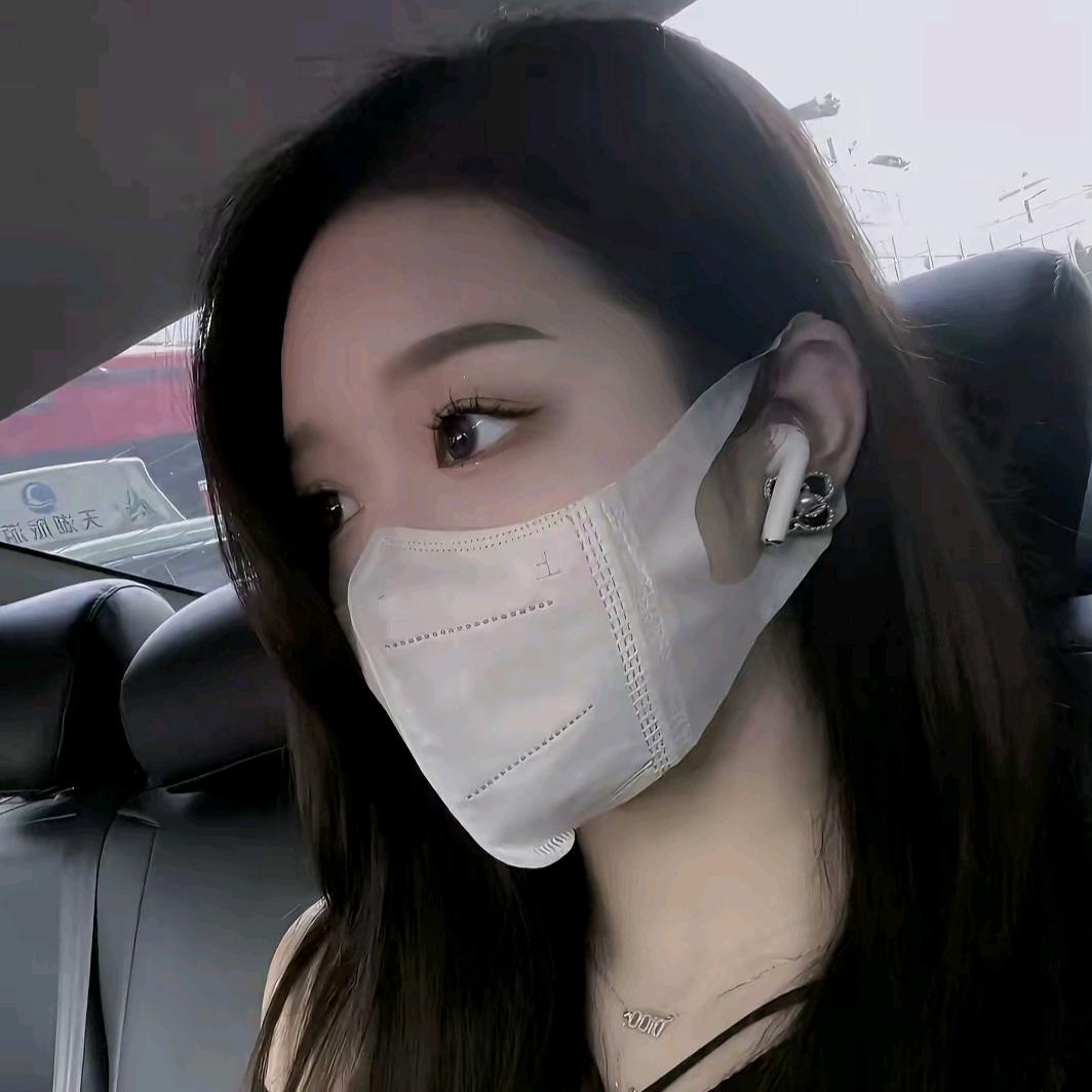 化妆品有需要的可以联系