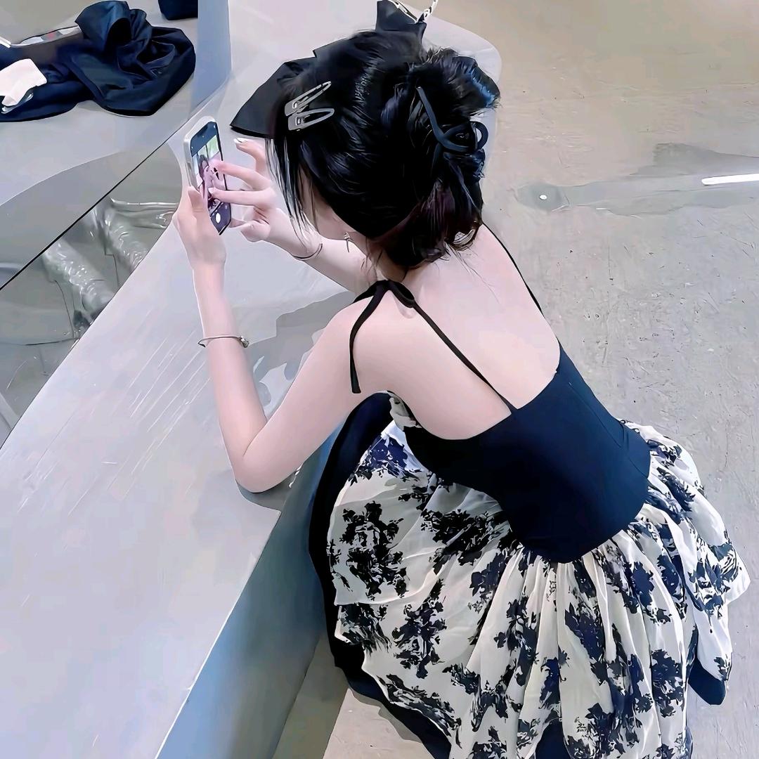 七七.