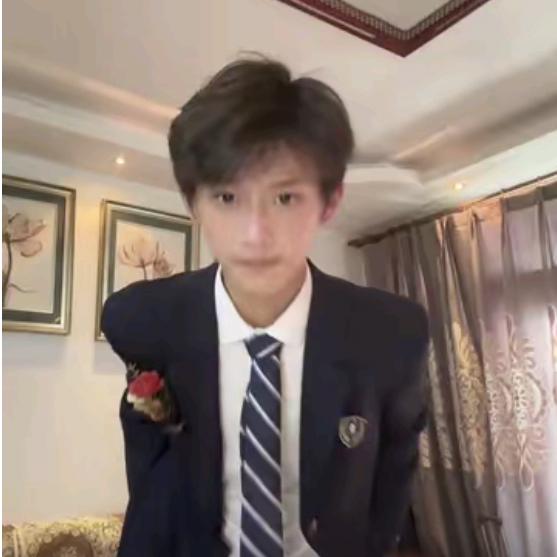 爱吃芥末的阿鱼