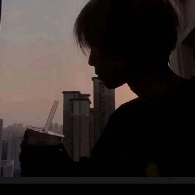 武昌十三狼酒吧小辉