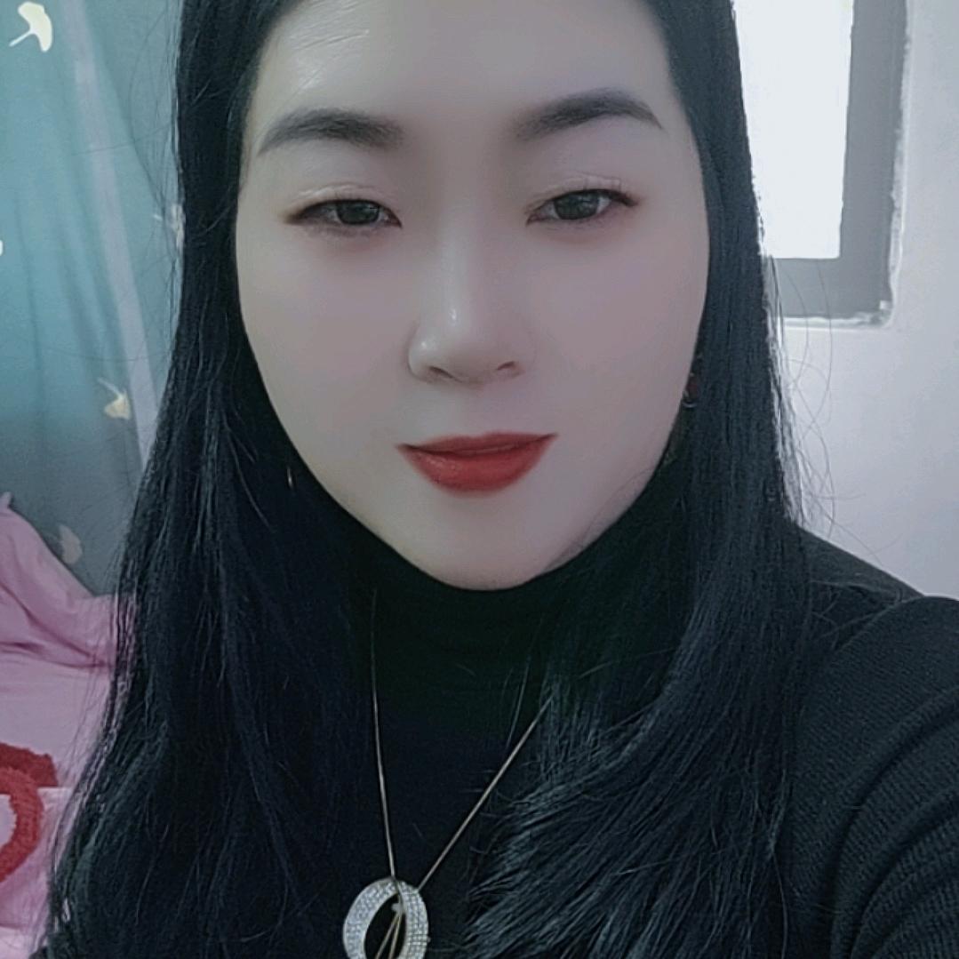 批发大米的小姐姐