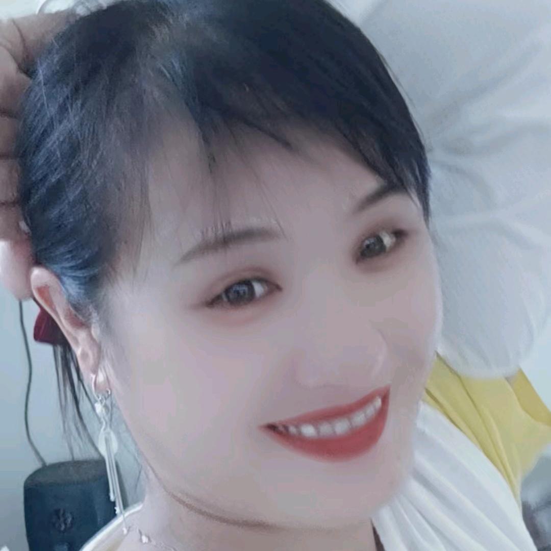 英姐《八点二十直播》
