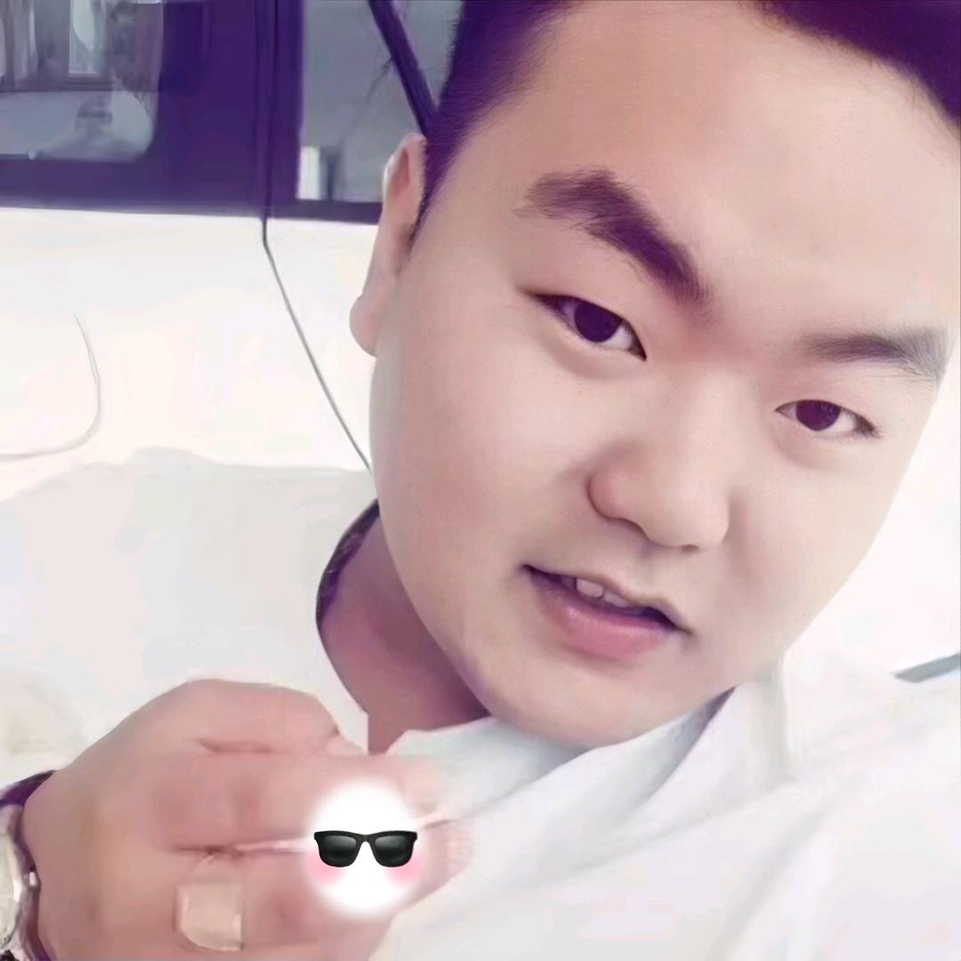 奇瑞风云光头总经理