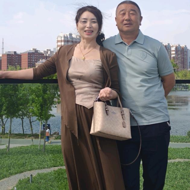 🐉宁愿二，不愿装🐉