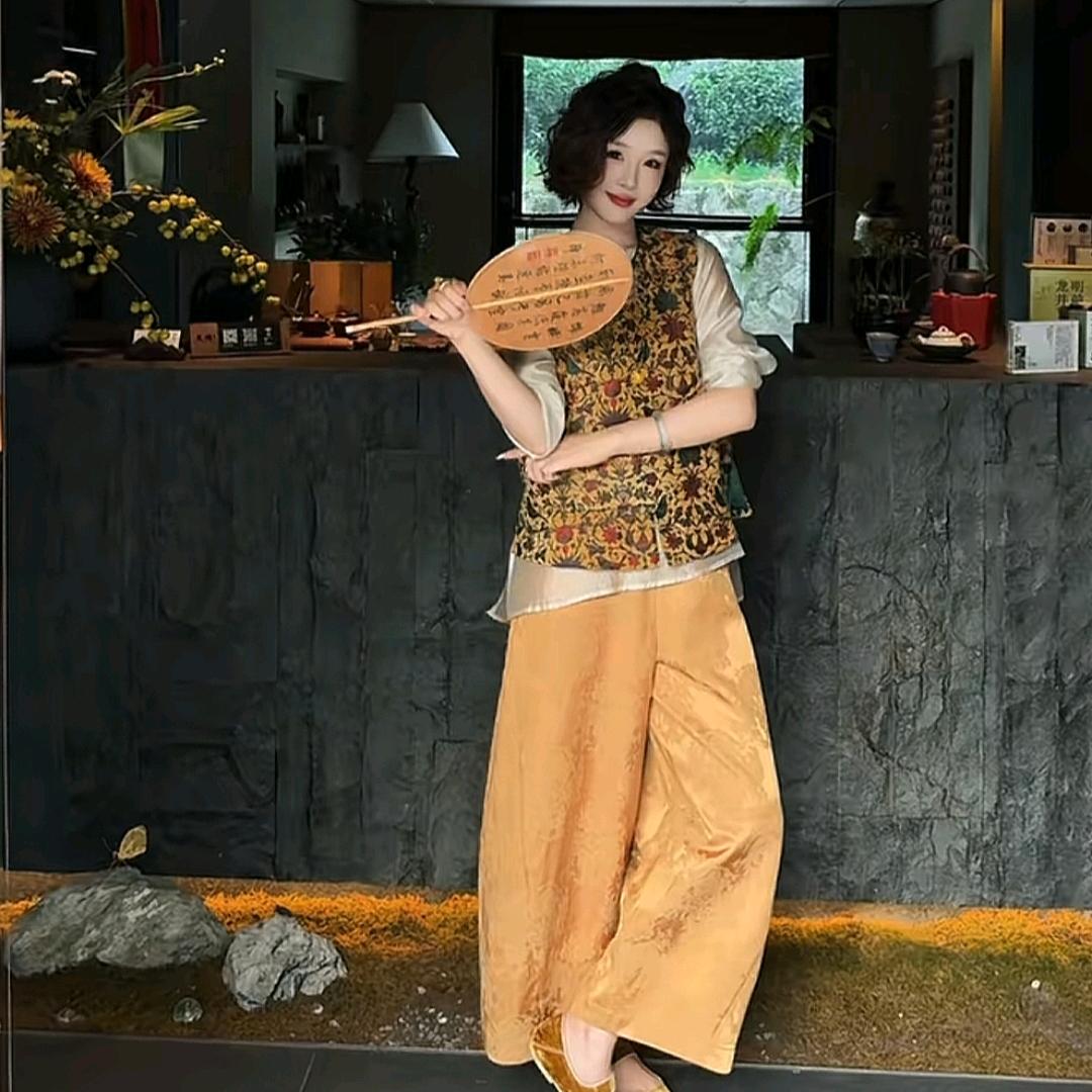 yolo宥娄(高级感穿搭)