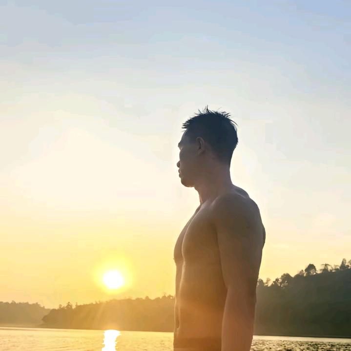 周皓东