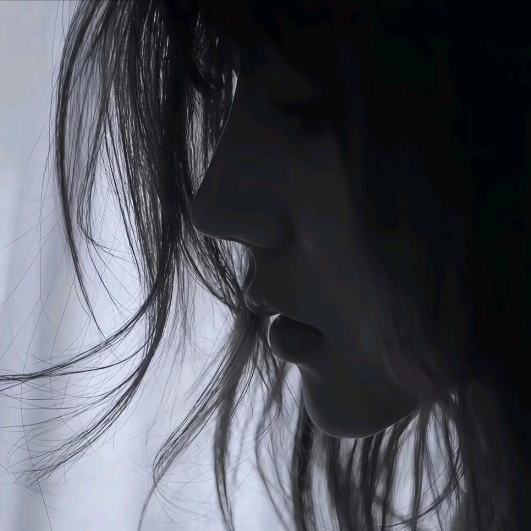 愈.