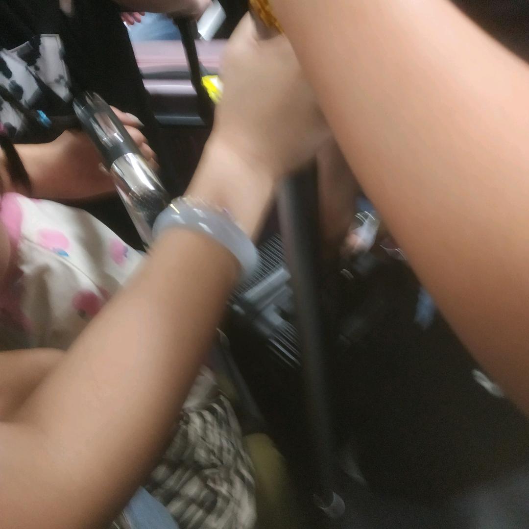 红红