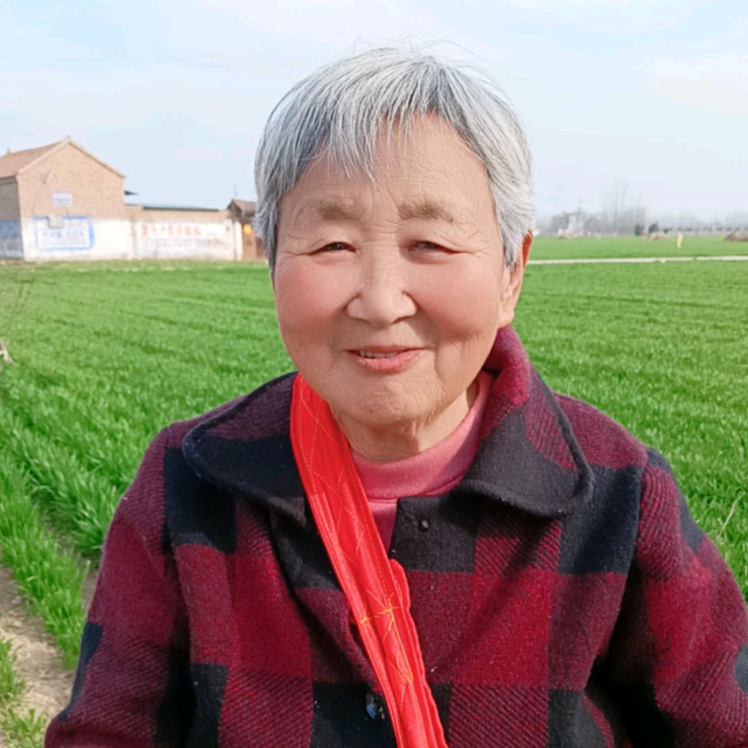 农村老太太(下午6.20开播)