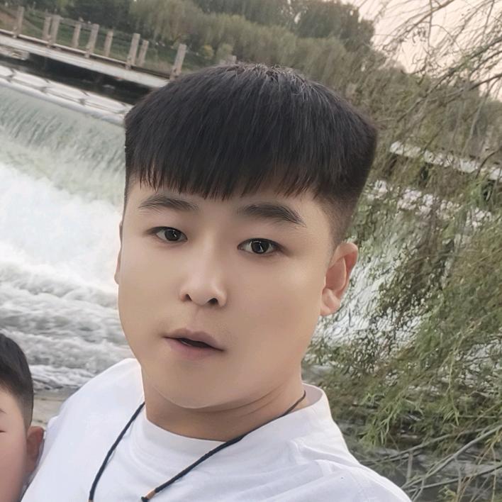 周小亮🐉学唱歌🐉