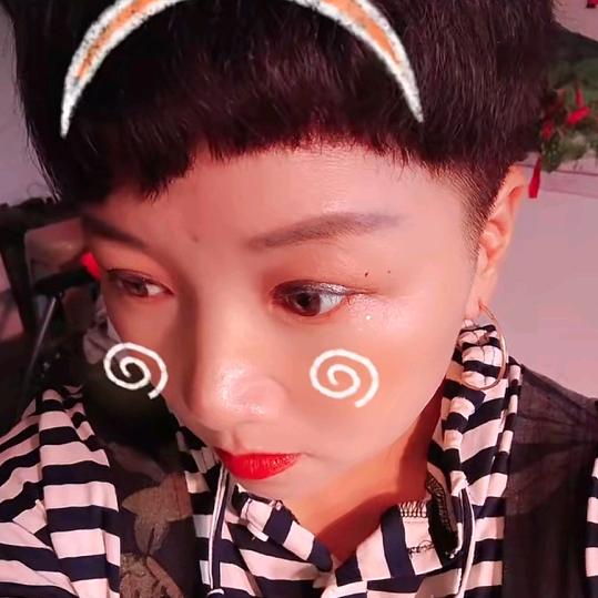 卖猪肉的. ⋆ ☆ ⋆ 马大姐