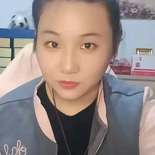 艺琳晚18点41直播