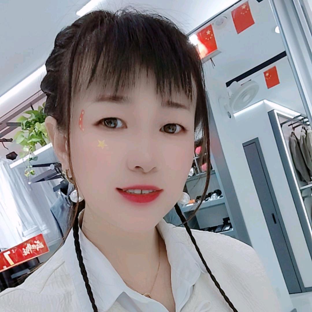 白莲广场对面法博尔小王