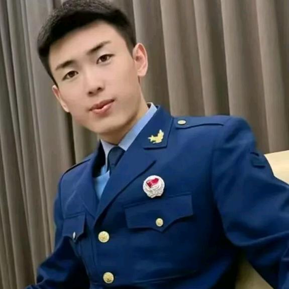 晓超锦绣大队长