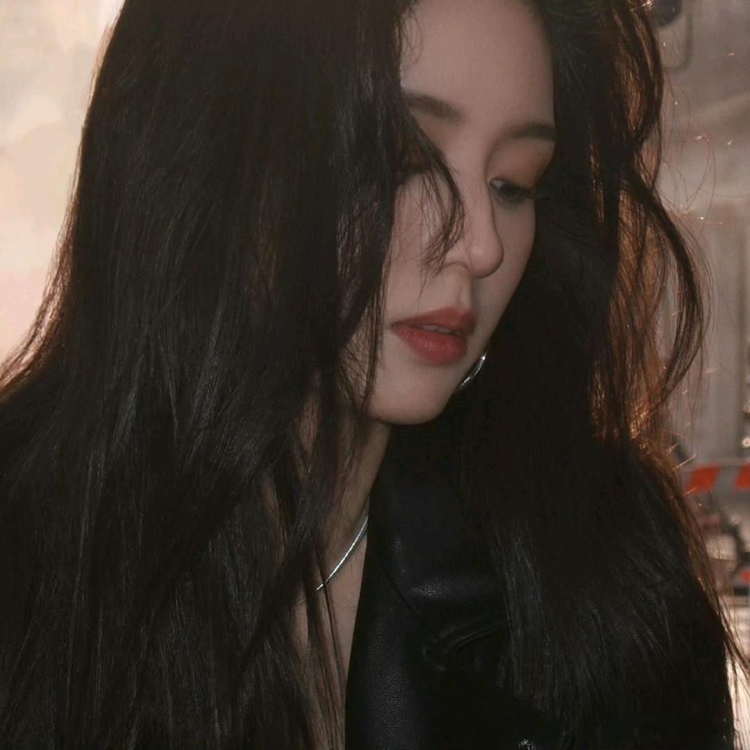 𝑮𝒍𝒐𝒓𝒊𝑨