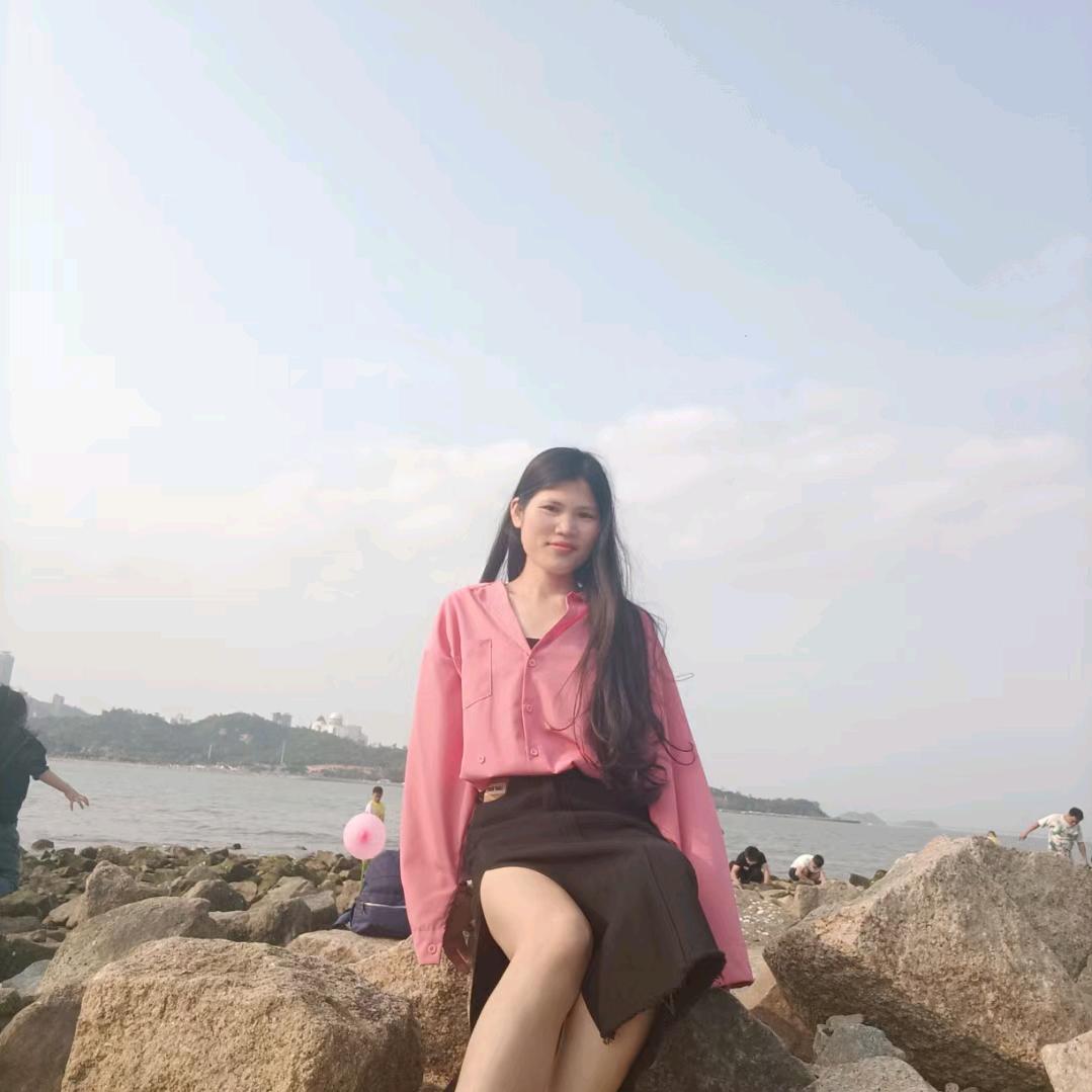 依创女装