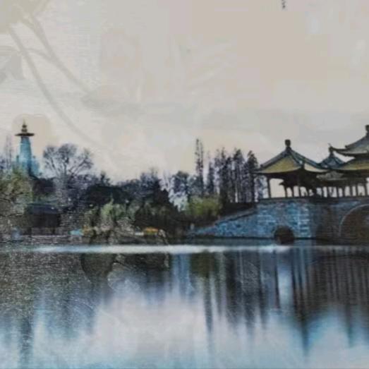 月亮城墎