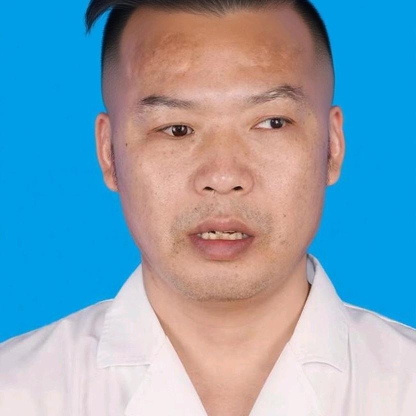 688炯炯有神
