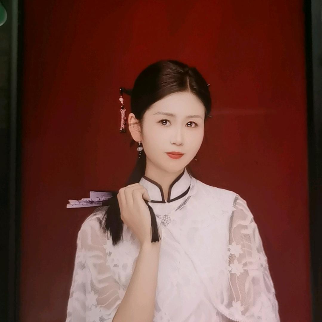 一一家轻奢服饰