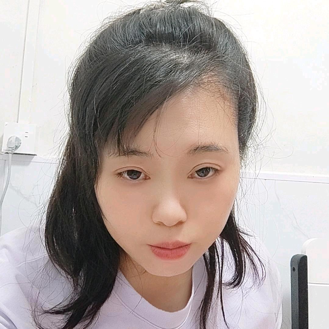 苦命春花（无依无靠七年了开直播能遇到好人