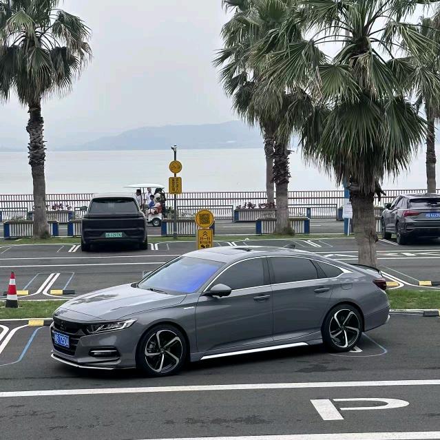 小悲的雅阁