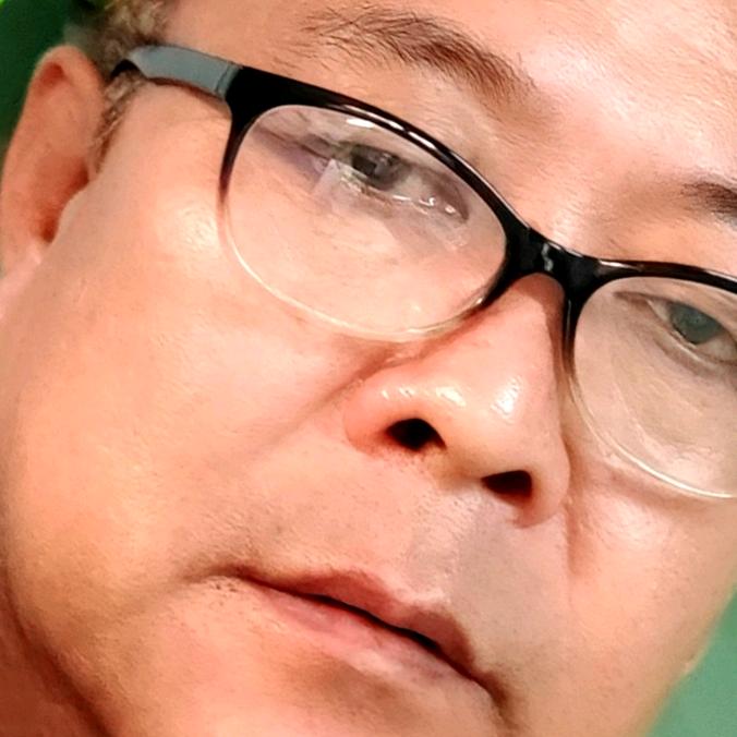 汶歌 （遥那走）